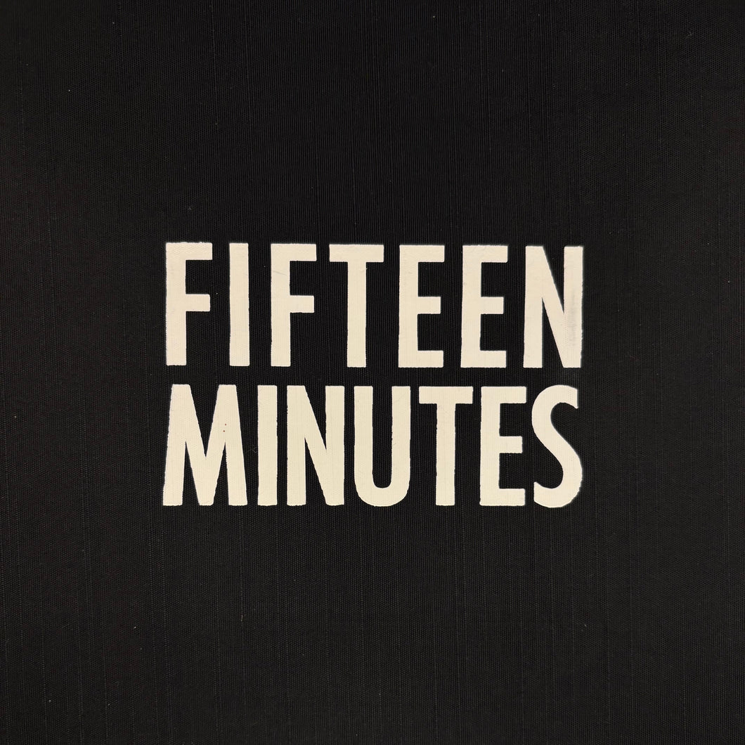 The FIFTEEN MINUTES BOX